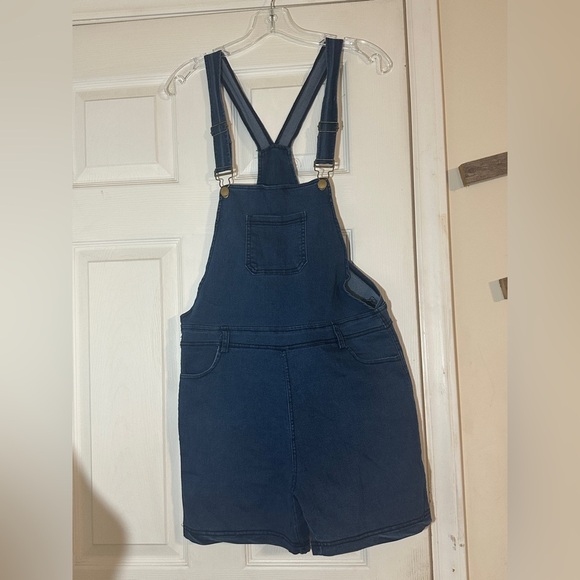 NWOT Denim short overalls with stretch! - Picture 1 of 6